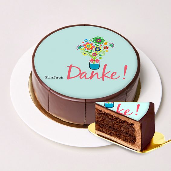 Dessert Motif Cake â€žThanksâ€œ (whole milk hazelnut cake)