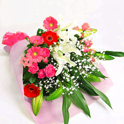 Lily and seasonal bouquet, pink