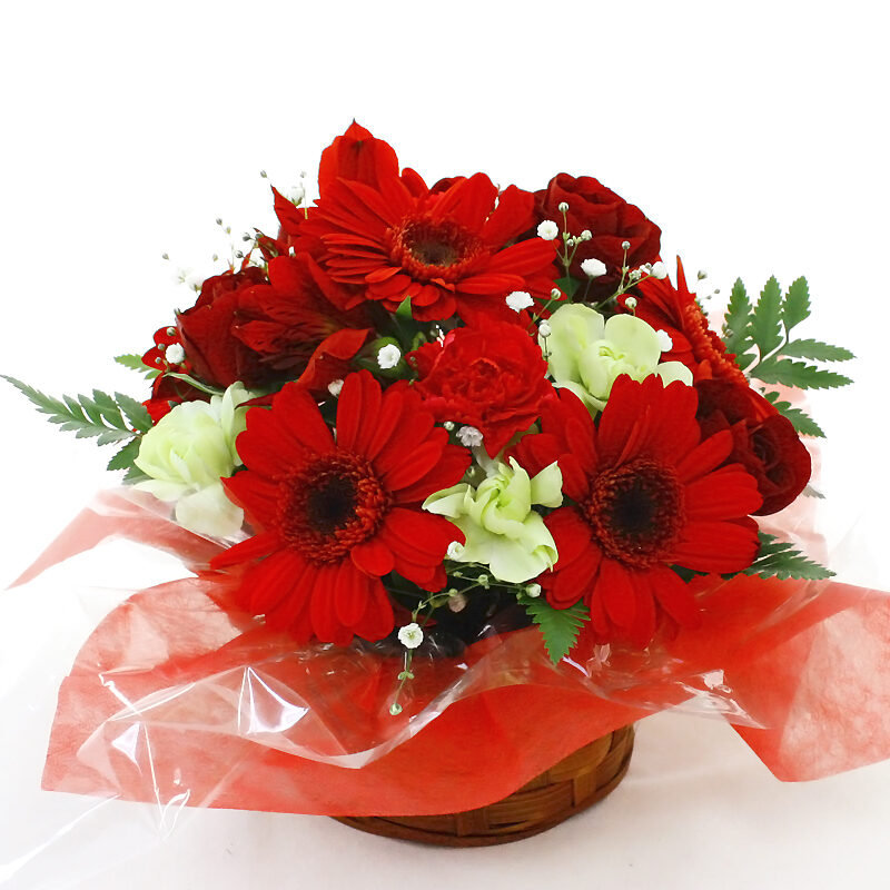 ice cream raspberry arrangement