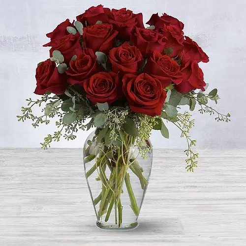 Dozen Sweet Roses