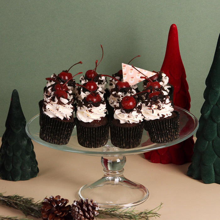 Black Forest Cupcakes 15 Pieces