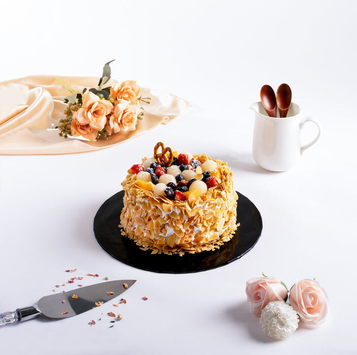 Assorted Fruit Cake (6 Inch)