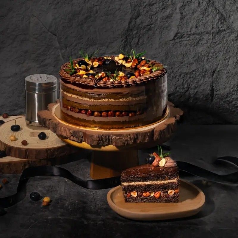 Callebaut® Gianduja Dark Chocolate Chiffonge® (4 inch (±0.3 kg, serve 2-4 pax))