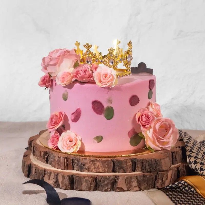 Elizabeth Floral Cake