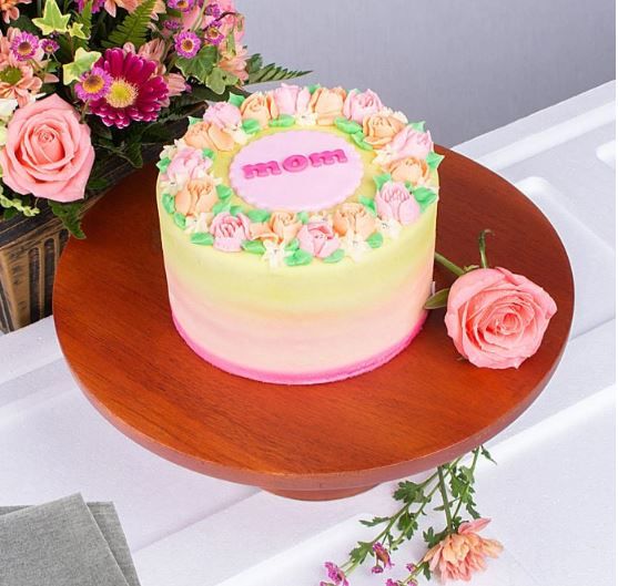 To My Beautiful Mom' Ribbon Cake
