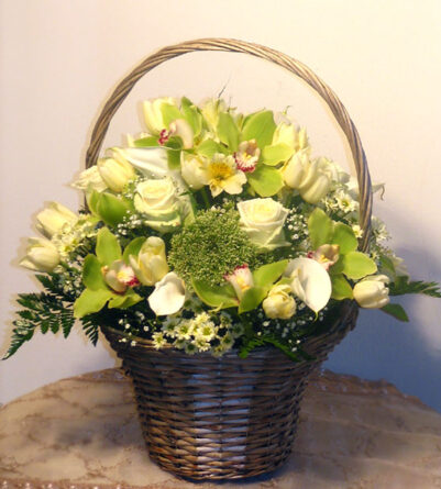 Gala flower basket with cream roses and green orchids (Large)