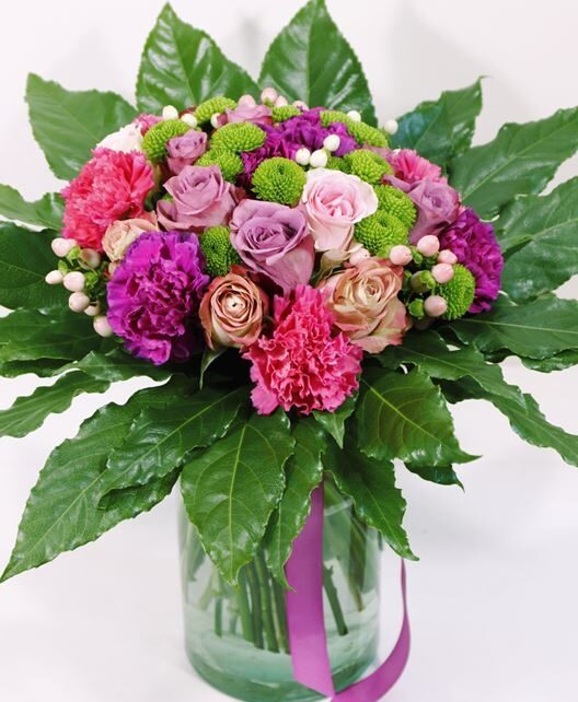 Bouquet Of Purple Roses And Velvet Carnations (M)
