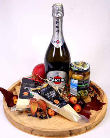 Gourmand cheese with champagne
