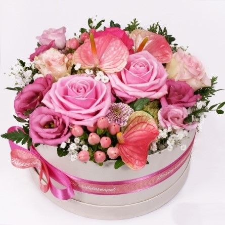Pink velvet - rose flower box (M)