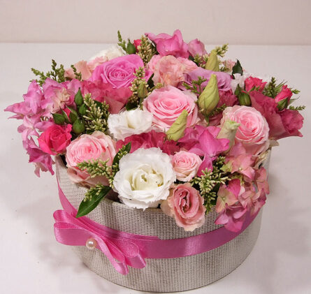 Magic box with pink roses - rose box (S)