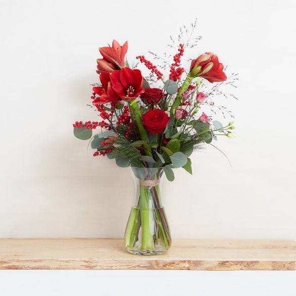 The sumptuous amaryllis bouquet