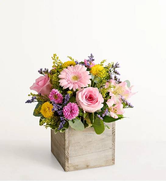 Spring Sentiment™ Bouquet (Small)