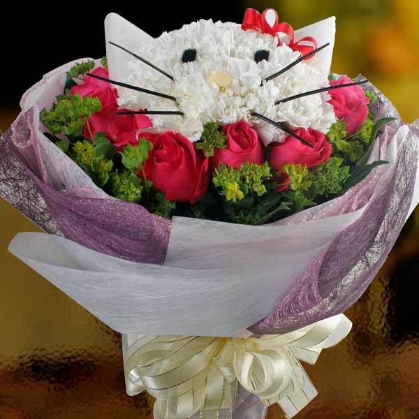 Kitty In Hot Pink Roses  Must Order 2 Days In Advance