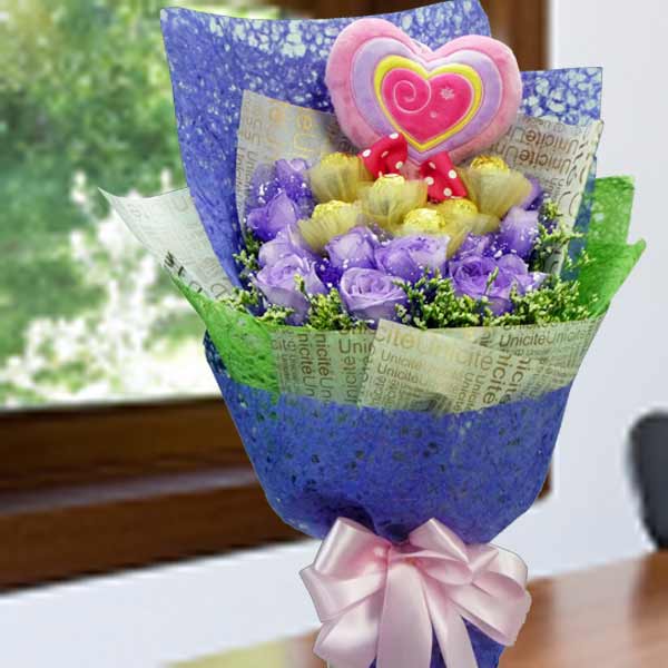 12 Purple Roses And  6 Rocher With Heart-Shape Pillow Hand Bouquet