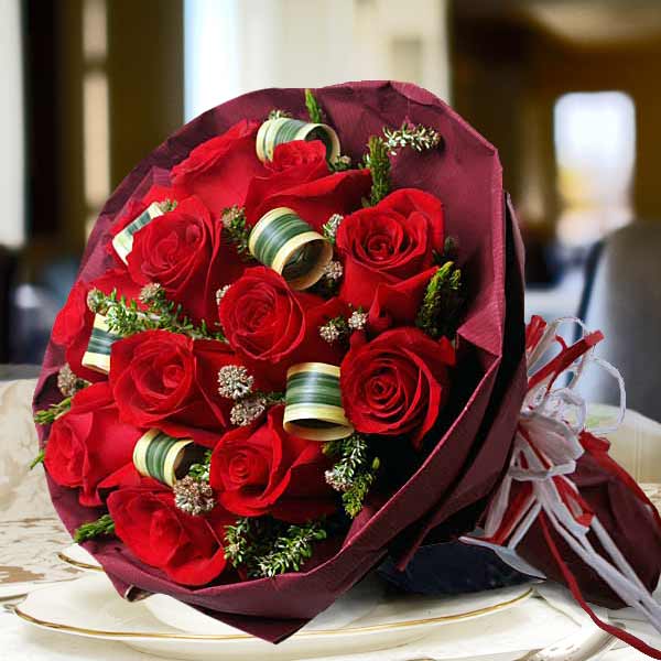 12 Red Roses Paper Wrapper Hand Bouquet