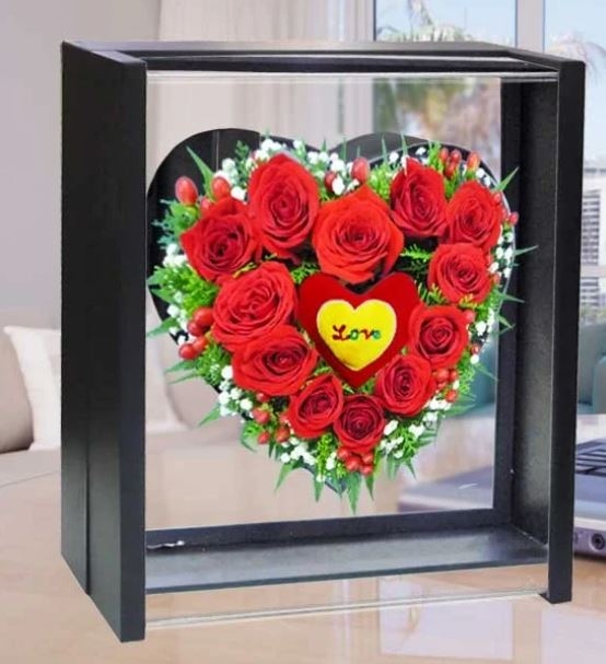 12 Red Roses in Special Standing Box