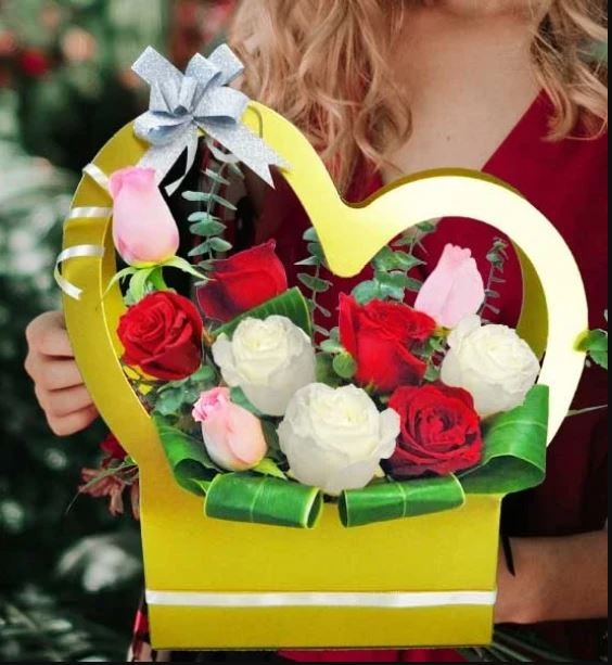10 Mixed Roses Arrangement in Heart Shape Handle Flower Box