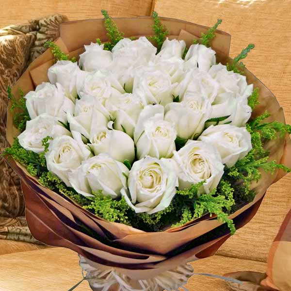 20 White Roses In Brown Wrapping Paper Hand Bouquet