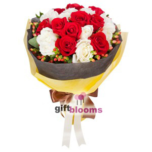 White Red Romance Two Dozen Rose to Taiwan