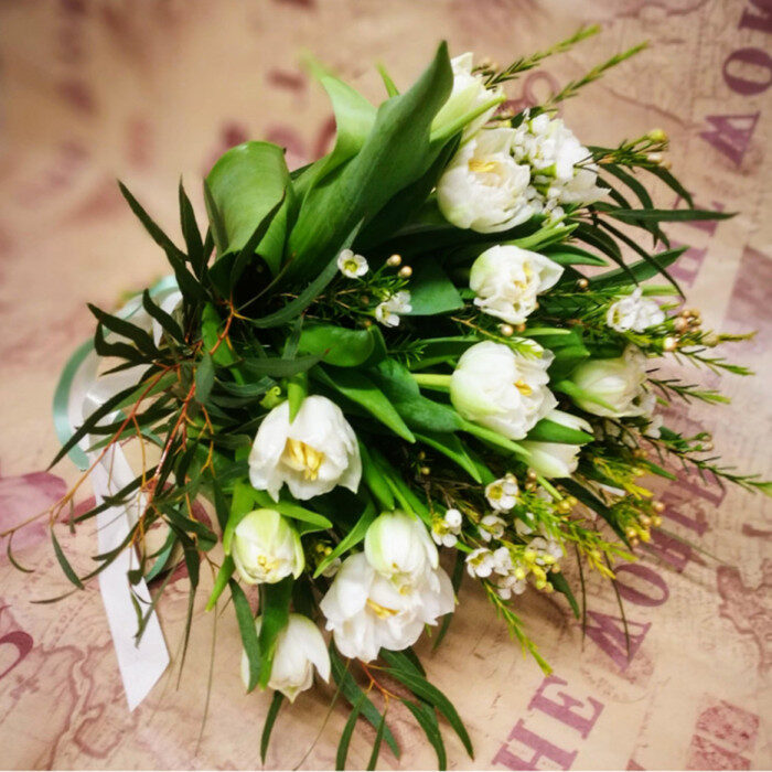 White tulips Bouquet Signora Bianca(29)