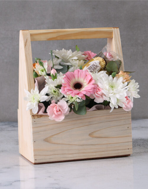 Precious Pink And Peach Mixed Flower Box