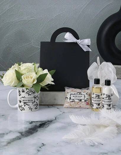 Blooming Bold Bath And Body Hamper