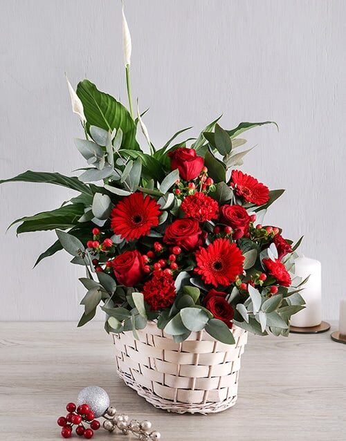 Mixed Red Basket (Red)