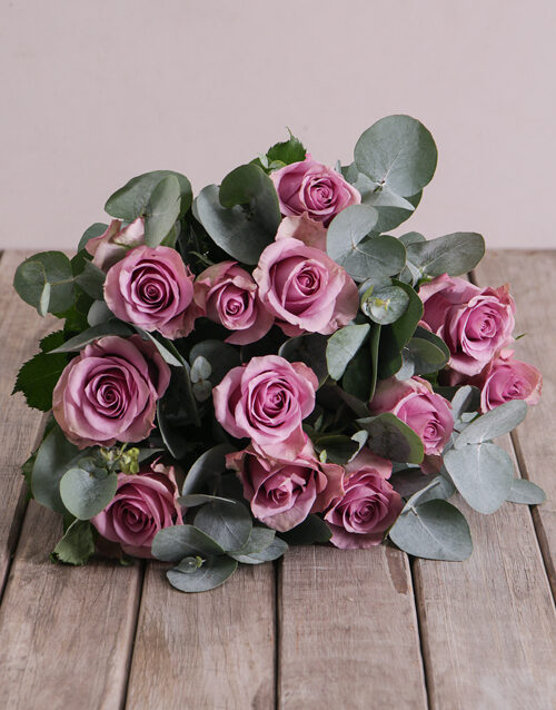 Lilac Passion Bouquet (12 Roses)