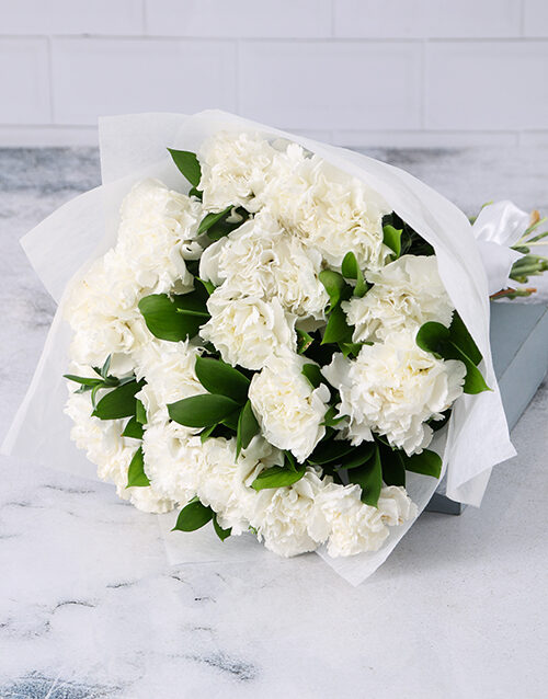 Crisp White Carnation Cluster (Standard)