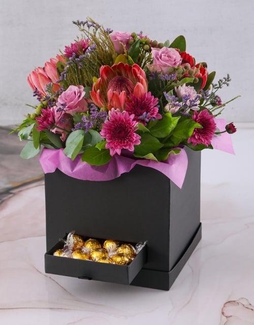 Mixed Proteas With Surprise Chocolates
