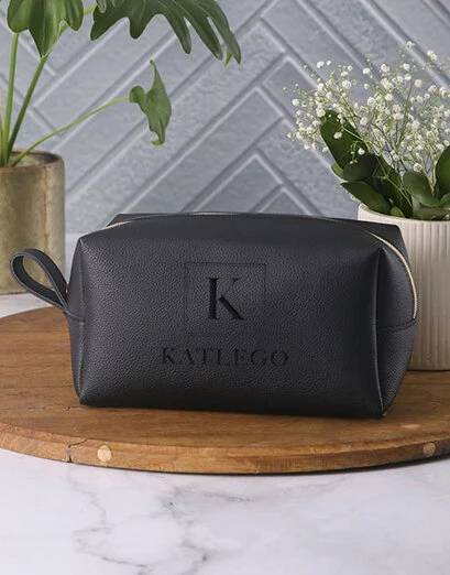 Personalised Sable Gents Leather Washbag (Standard)