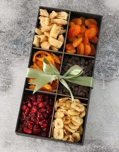 Captivating And Cute Dried Fruit Tray (4pc)
