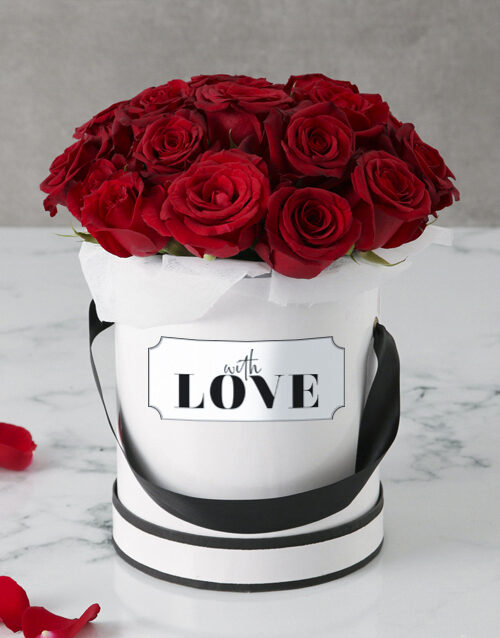 Red Roses in Love Hatbox