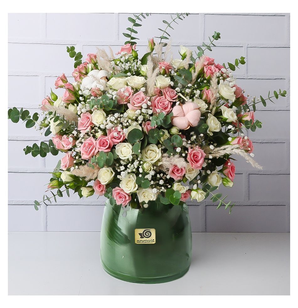Arka Miniature Roses Vase