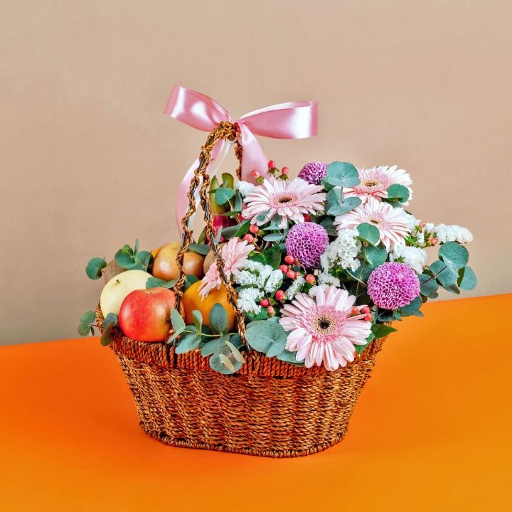 The Big Smile Fruit Basket