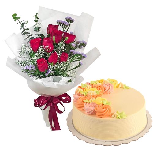8 Pcs. Red Roses with Vanilla Message Cake By Max's