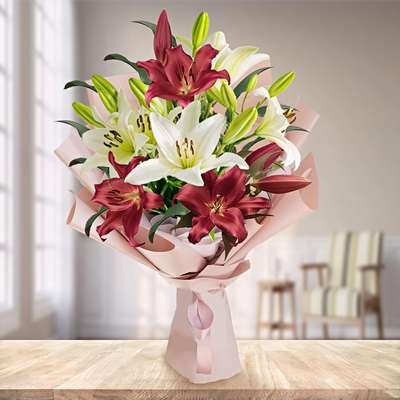 Lilies Star Bouquet (12 Lilies stems)