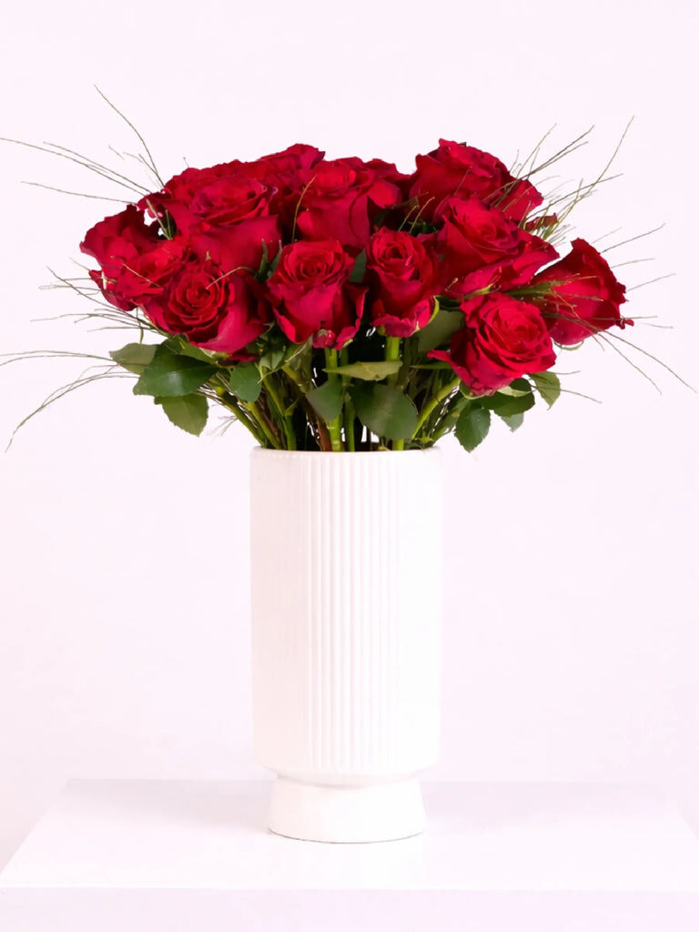 Dozen Red Rose Bouquet (Single (12 Roses))