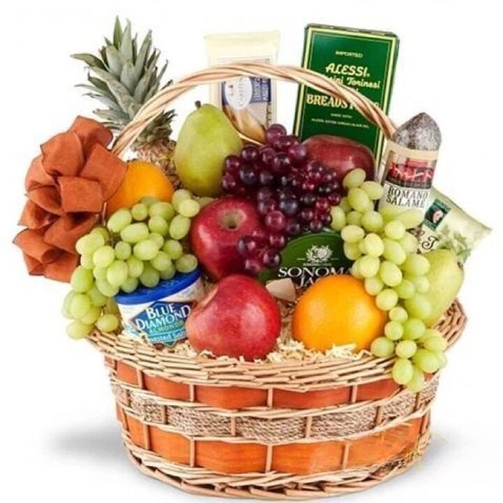 Gratitude Gourmet Basket (regular - 15 pounds)