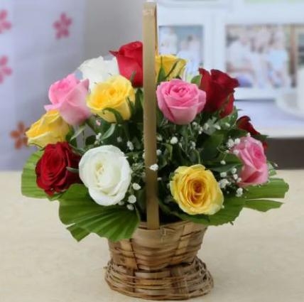 Mixed Roses Basket (24 Roses)