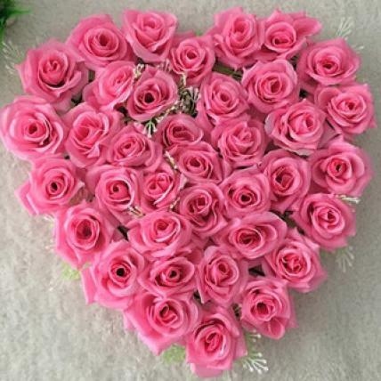 Pink Roses Heart (36 Roses)