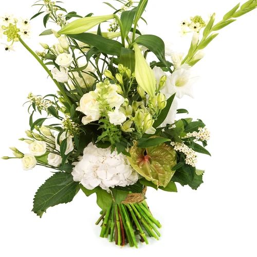 White picked bouquet suitable for high and low heights (Picked bouquet medium high - low white shades)