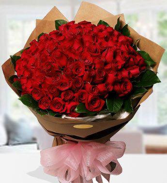 Romance Roses (100 Red roses)