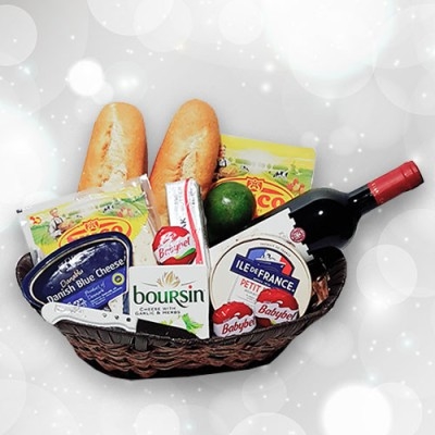 CHEESE AND WINE (4)