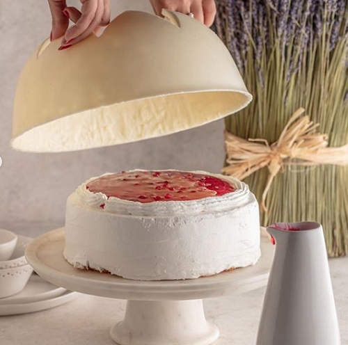 POMEGRANATE CAKE