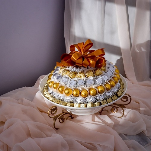 WHITE TRAY 36 CM WITH CHOCOLATE