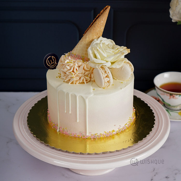 Rose Cream Cone Ribbon Cake