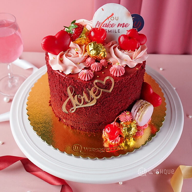 You Make Me Smile Red Velvet Cake