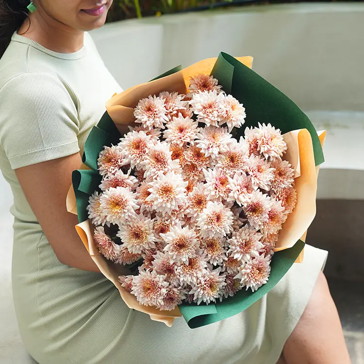 Mocha Blossom Chrysanthemum Bouquet
