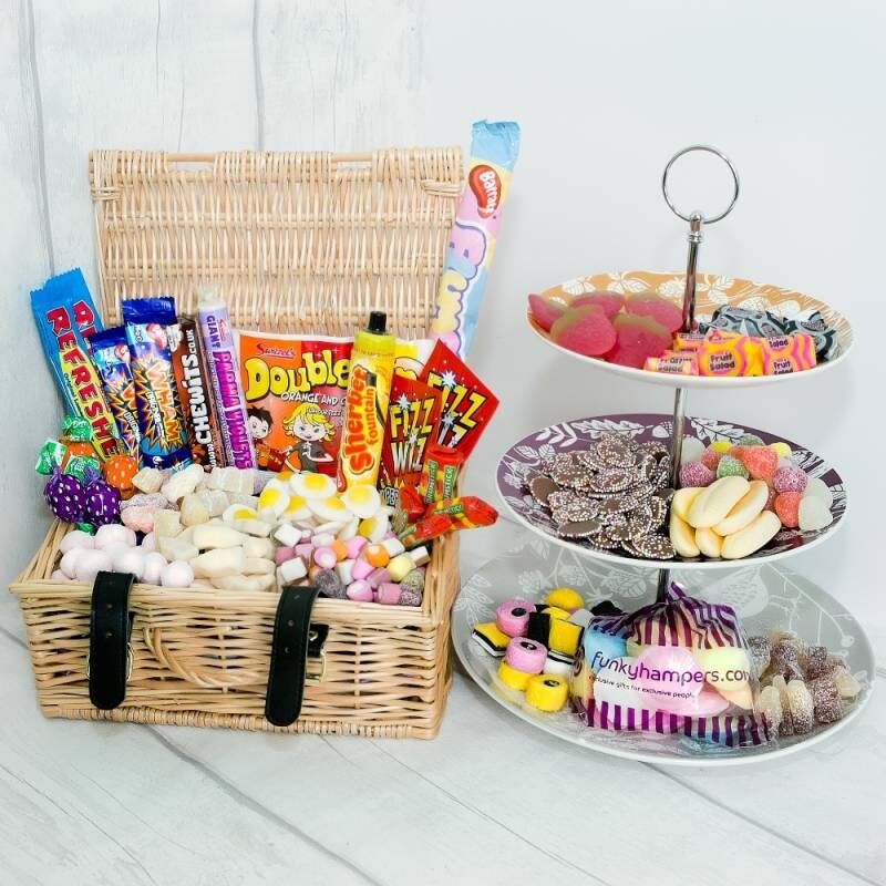 Super Deluxe Retro Sweets Gift